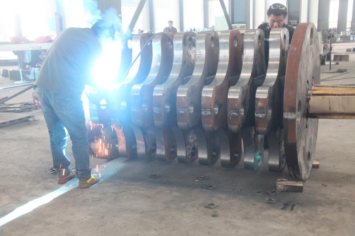 大型金屬破碎機(jī)廠家 大型金屬破碎機(jī)廠家