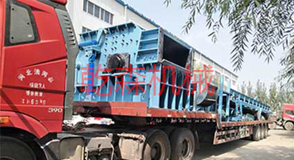 大型廢鋼破碎機(jī) 大型廢鋼破碎機(jī)